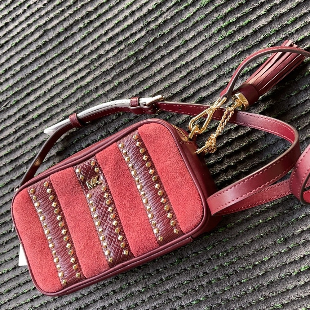 Michael Kors Small Camera Bag Ox Blood North/South - Picture 3 of 16